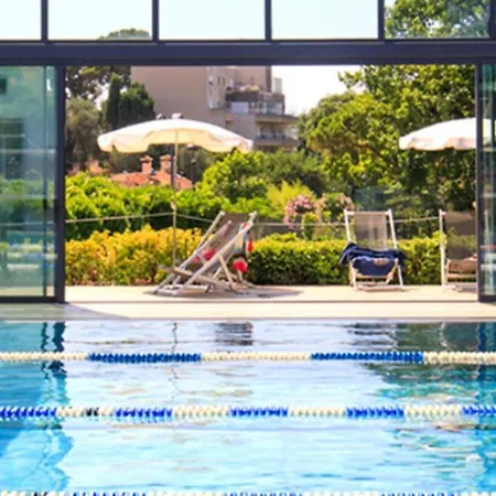 Sea And Sky 6 Personnes * 戛纳